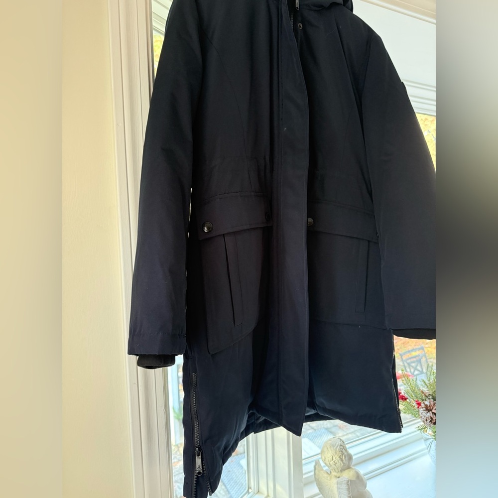 Sam Edelman Woman’s navy puffer coat
